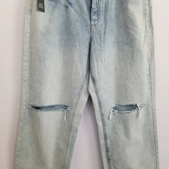 NWT Wild Fable High Rise Straight Distressed Jeans Size 16 - Picture 3 of 10